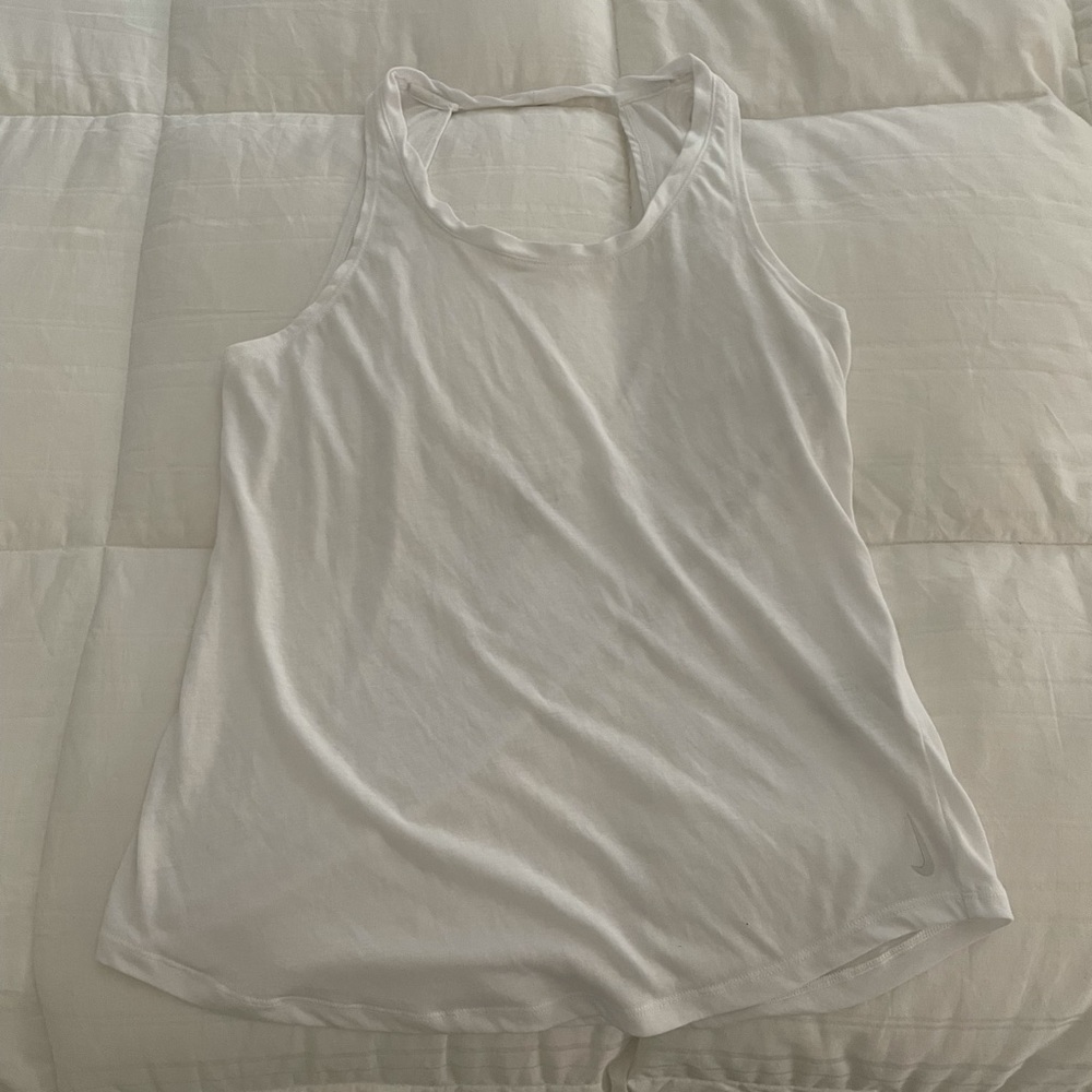 Keyhole Nike Tank